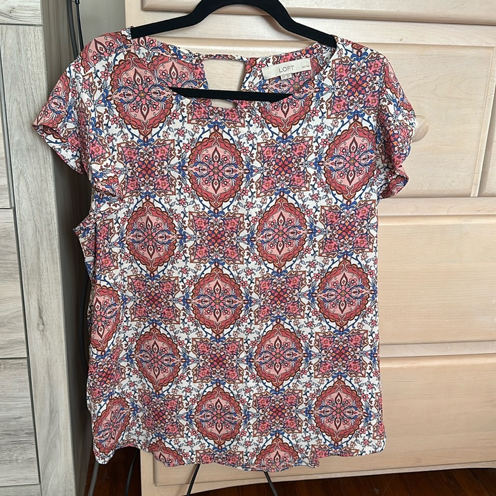 LOFT petite short sleeve blouse